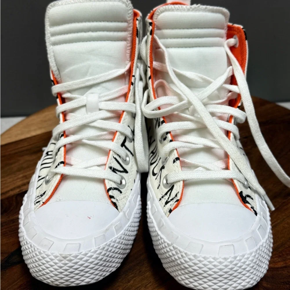 Converse White and‎ Orange Kids Sneakers 6 youth/ Womens 8